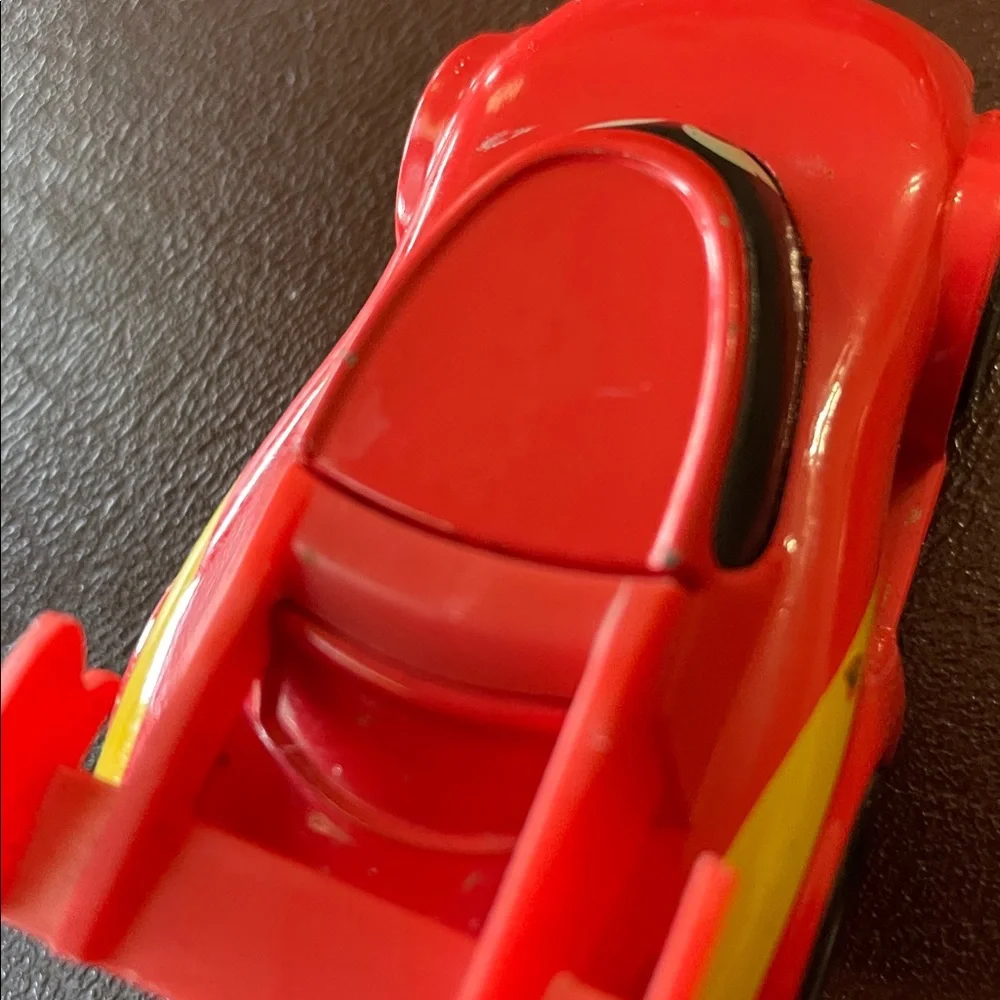 2022 Mattel Bat Wings Robin Redbird Car